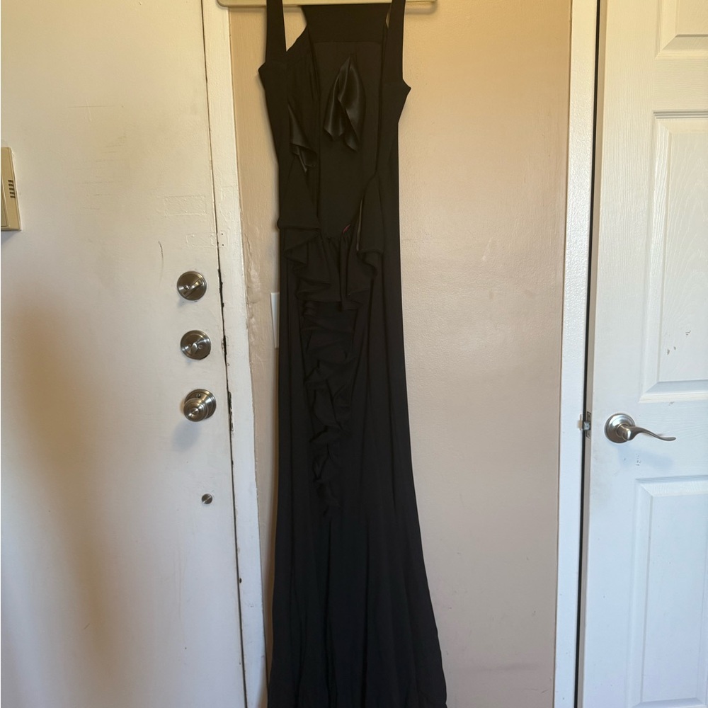 Elegant Black Evening Gown